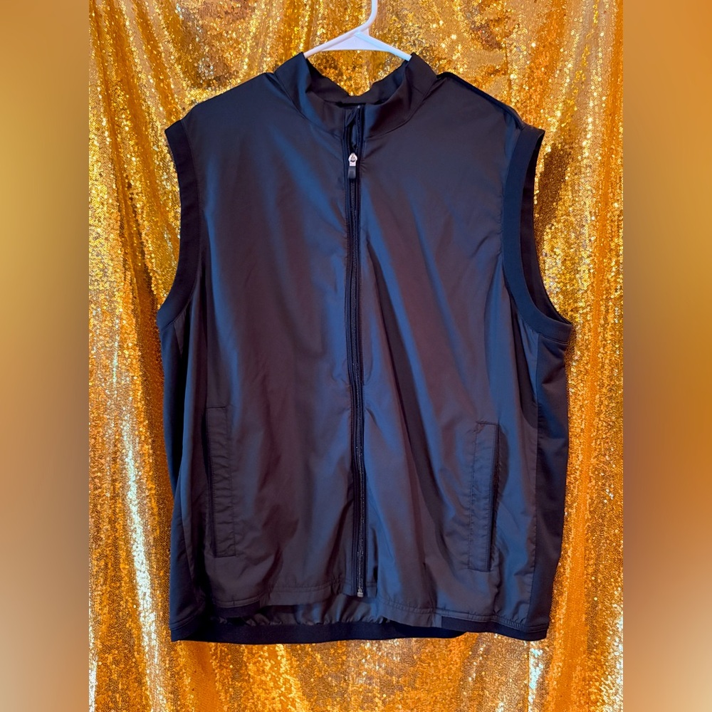 Men’s Adidas Climaproof Golf Vest Large